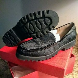 Donald J. Pliner Women's Shoes